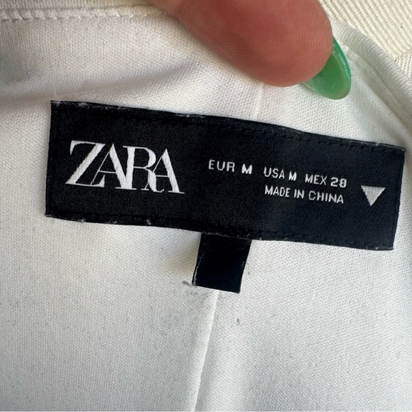 Zara White Square Neck Tank Top structured silhouette - Picture 9 of 11